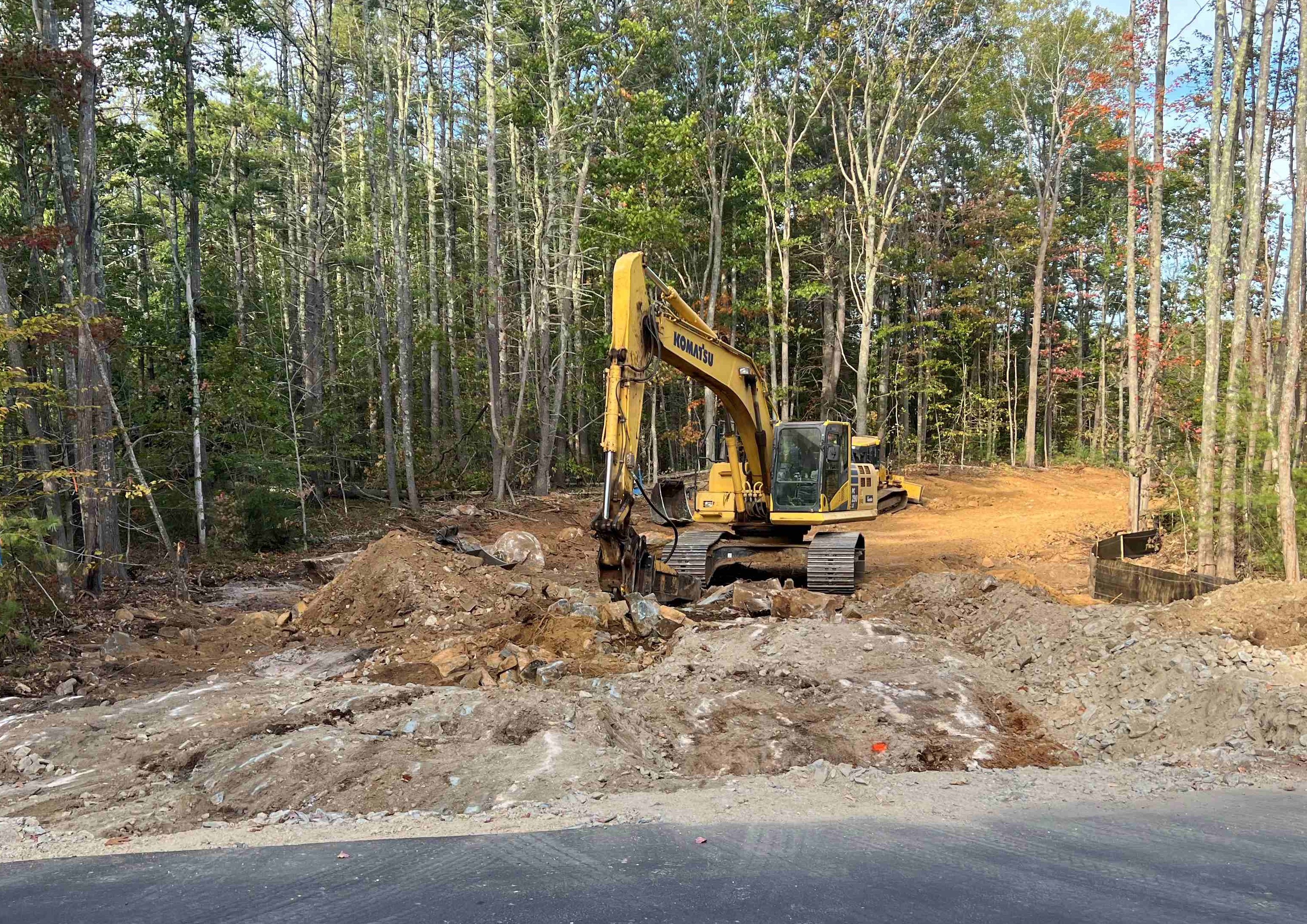 Equipment-digging-to-start-an-new-Emergency-Vehicle-Ramp.jpg Equipment-digging-to-start-an-new-Emergency-Vehicle-Ramp.jpg